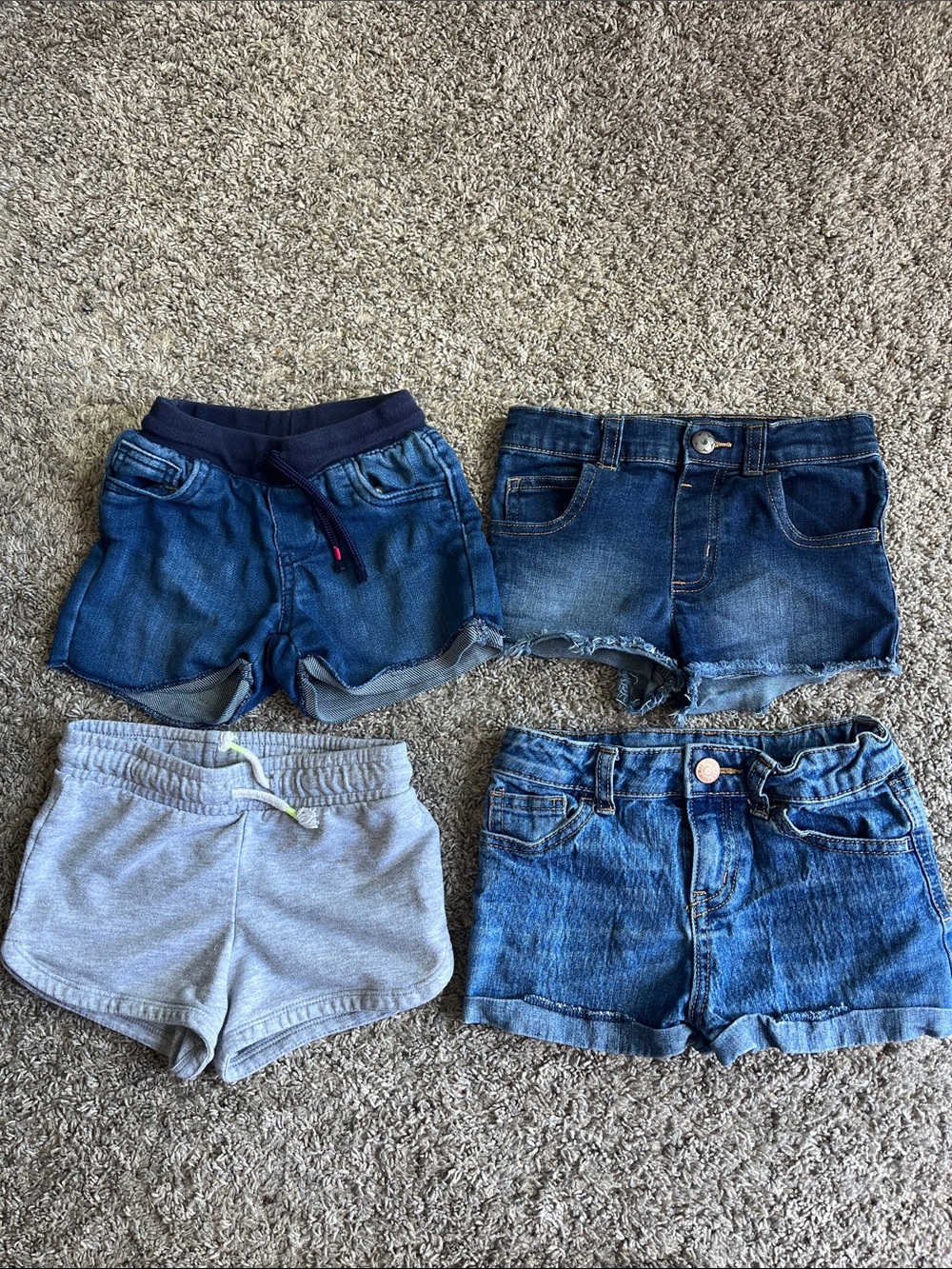 Kids Denim & Heather Gray Shorts 4-Pack size 4t and 4-5